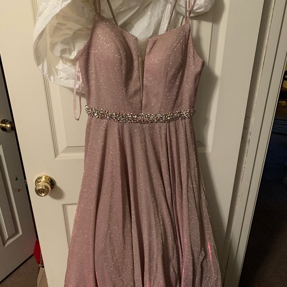 Prom dress - Picture 3 of 3